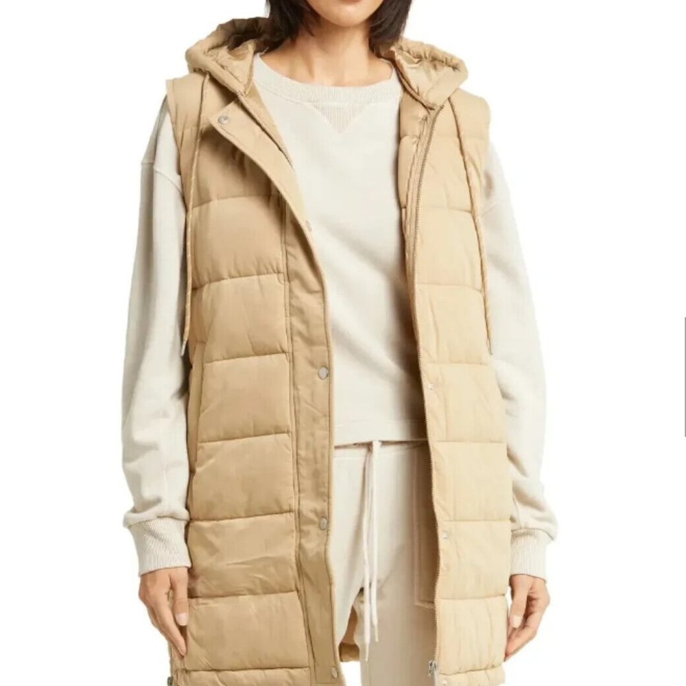 Zella hooded Long Puffer Camel Vest. M